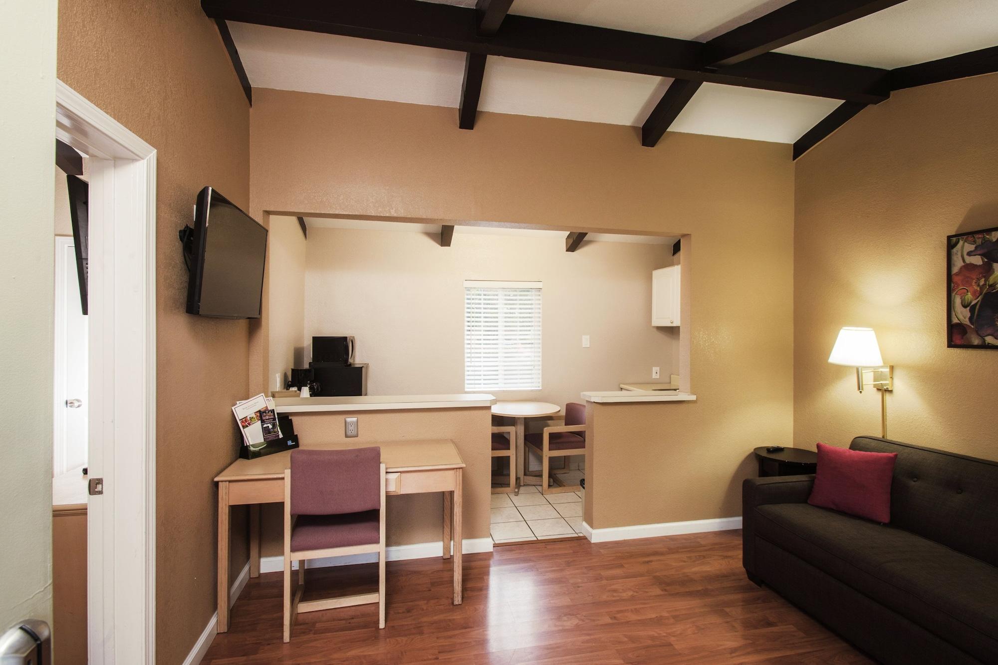 Tri-Valley Inn & Suites Pleasanton Bagian luar foto