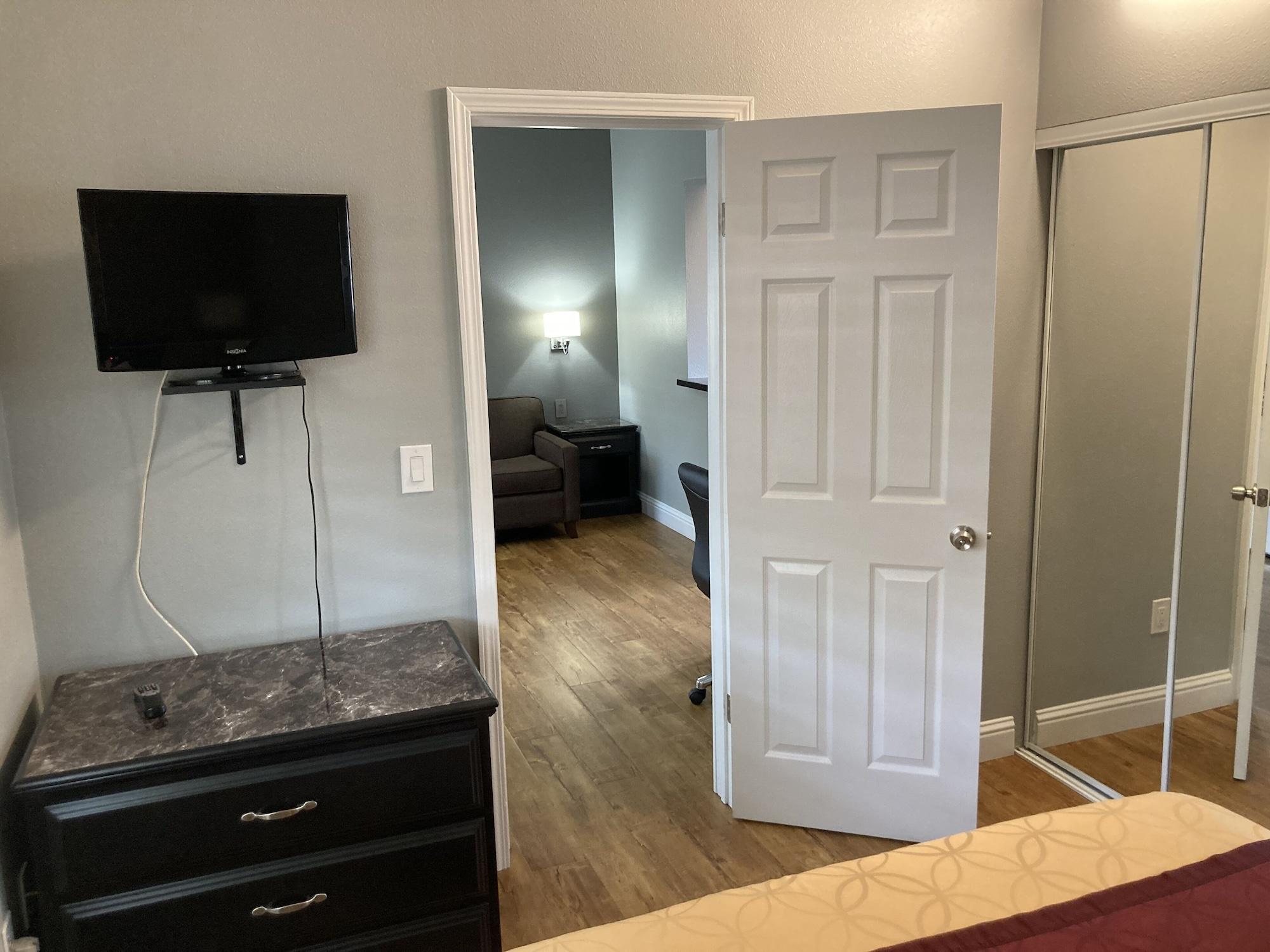 Tri-Valley Inn & Suites Pleasanton Bagian luar foto