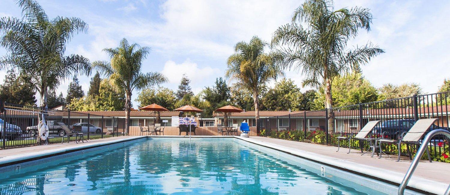 Tri-Valley Inn & Suites Pleasanton Bagian luar foto