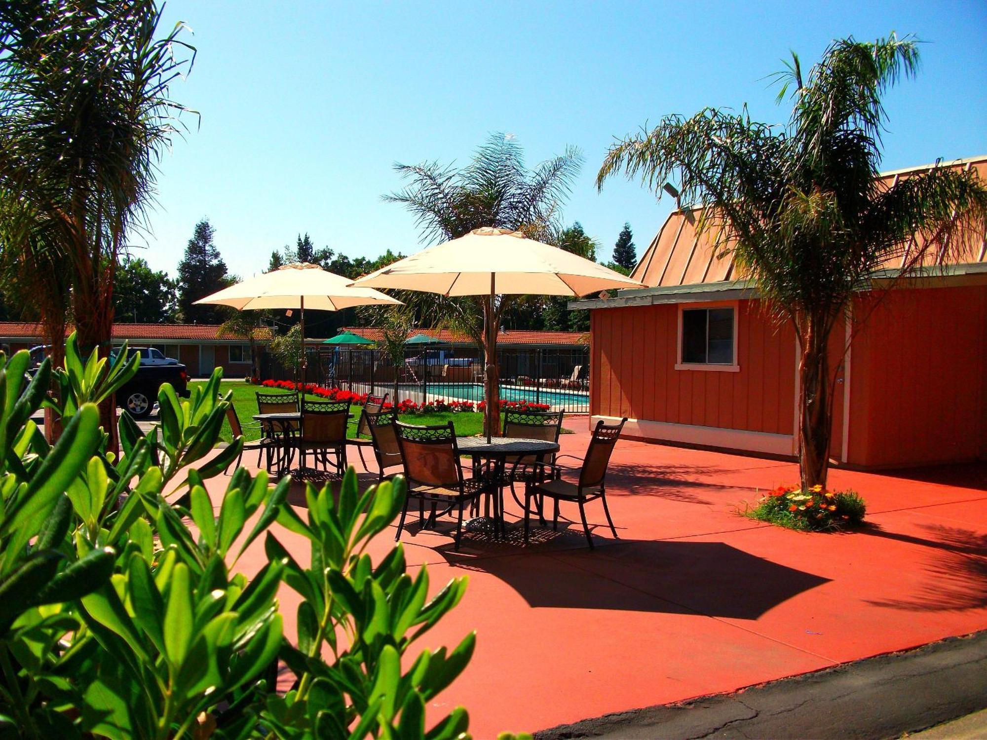Tri-Valley Inn & Suites Pleasanton Bagian luar foto