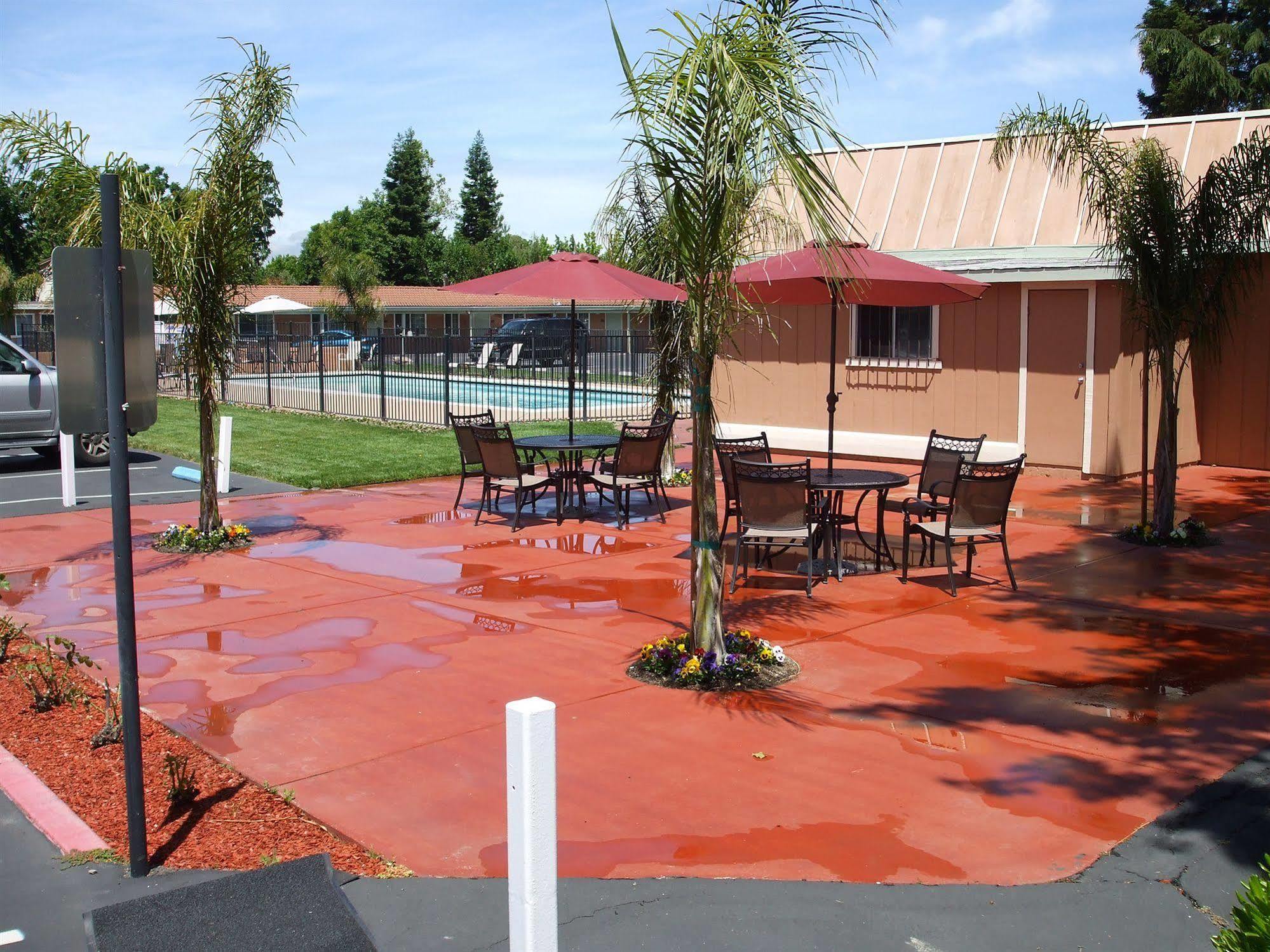 Tri-Valley Inn & Suites Pleasanton Bagian luar foto