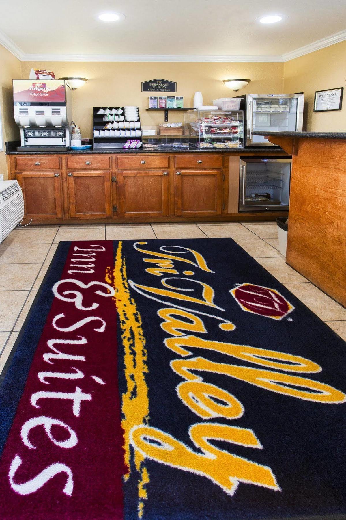 Tri-Valley Inn & Suites Pleasanton Bagian luar foto